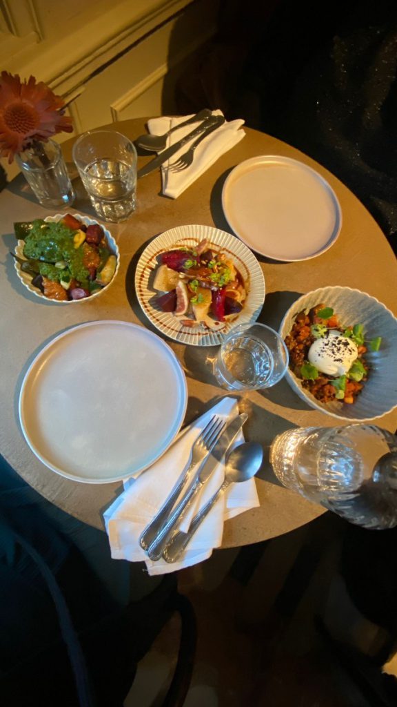 carmel market janskerkhof leuke restaurants utrecht centrum shared diner mediterraans reserveren ervaring eten lekker eten