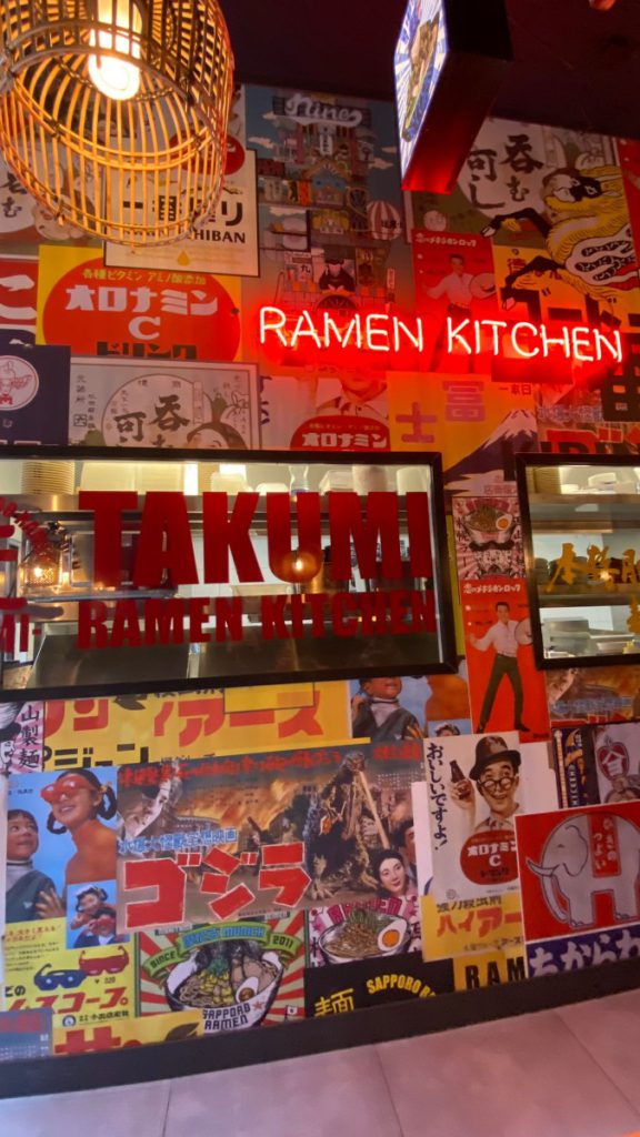 Leuke restaurants Utrecht centrum Takumi ramen noodle bar japans eten streetfood betaalbaar vegan vega kip garnalen edamame goedkoop eettip