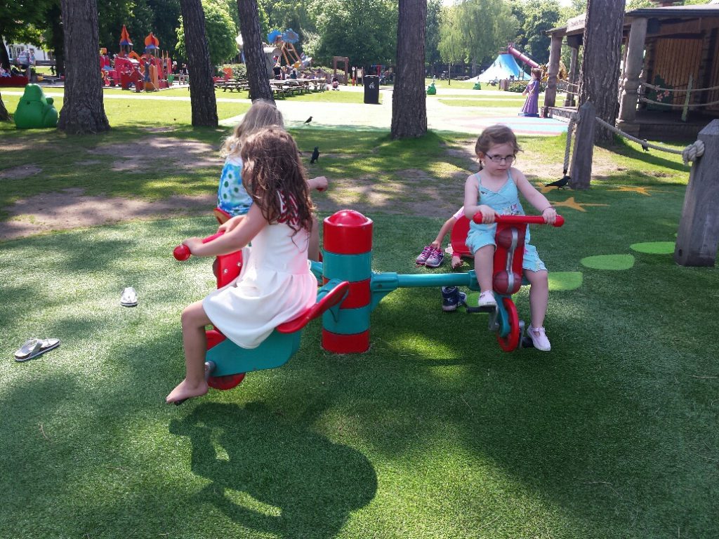 speelpark oud valkeveen speeltuin voor jonge kinderen