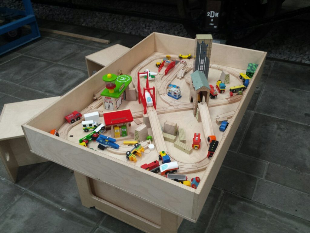 lego duplo treinen speelgoed speeltafel kinderen stoomtrein haaksbergen
