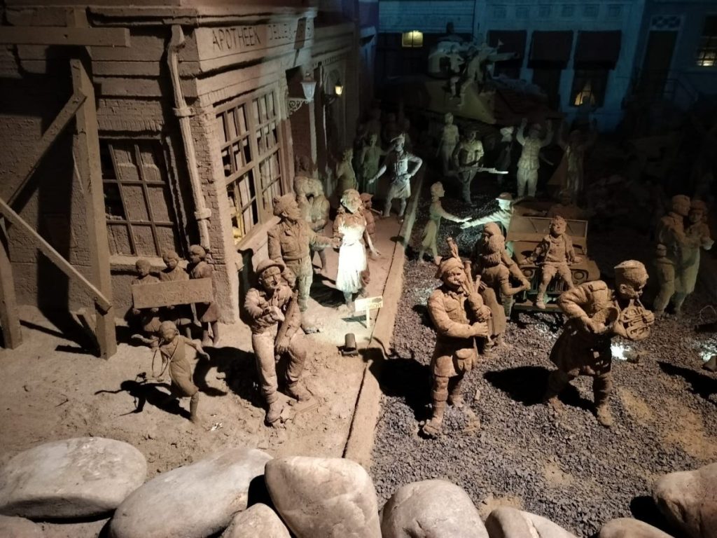 zandsculpturen garderen boeken (13)