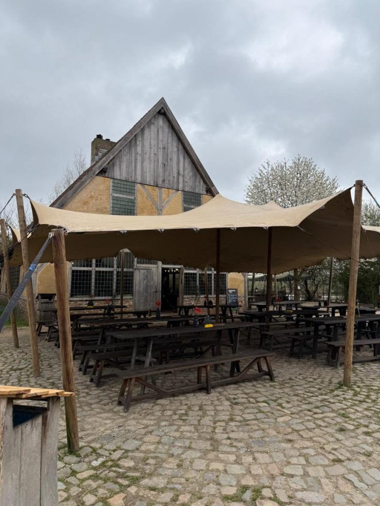 herberg in den bonten os