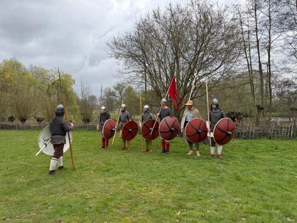 franken vikingen romeinen soldaten prehistorisch dorp