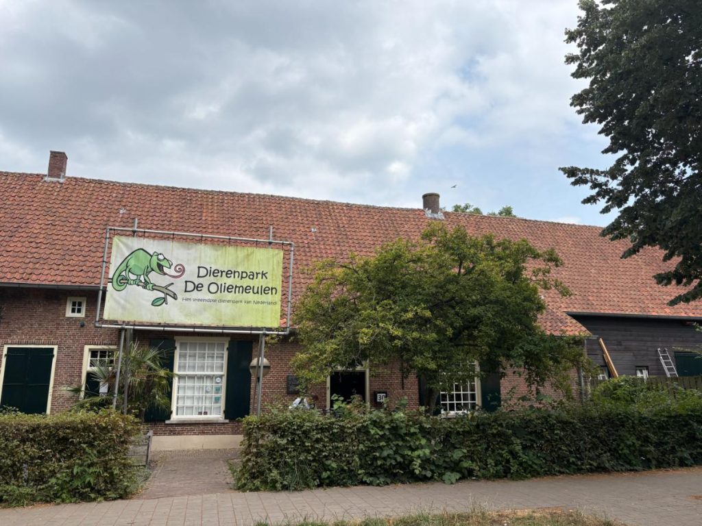 Dierenpark De Oliemeulen ingang